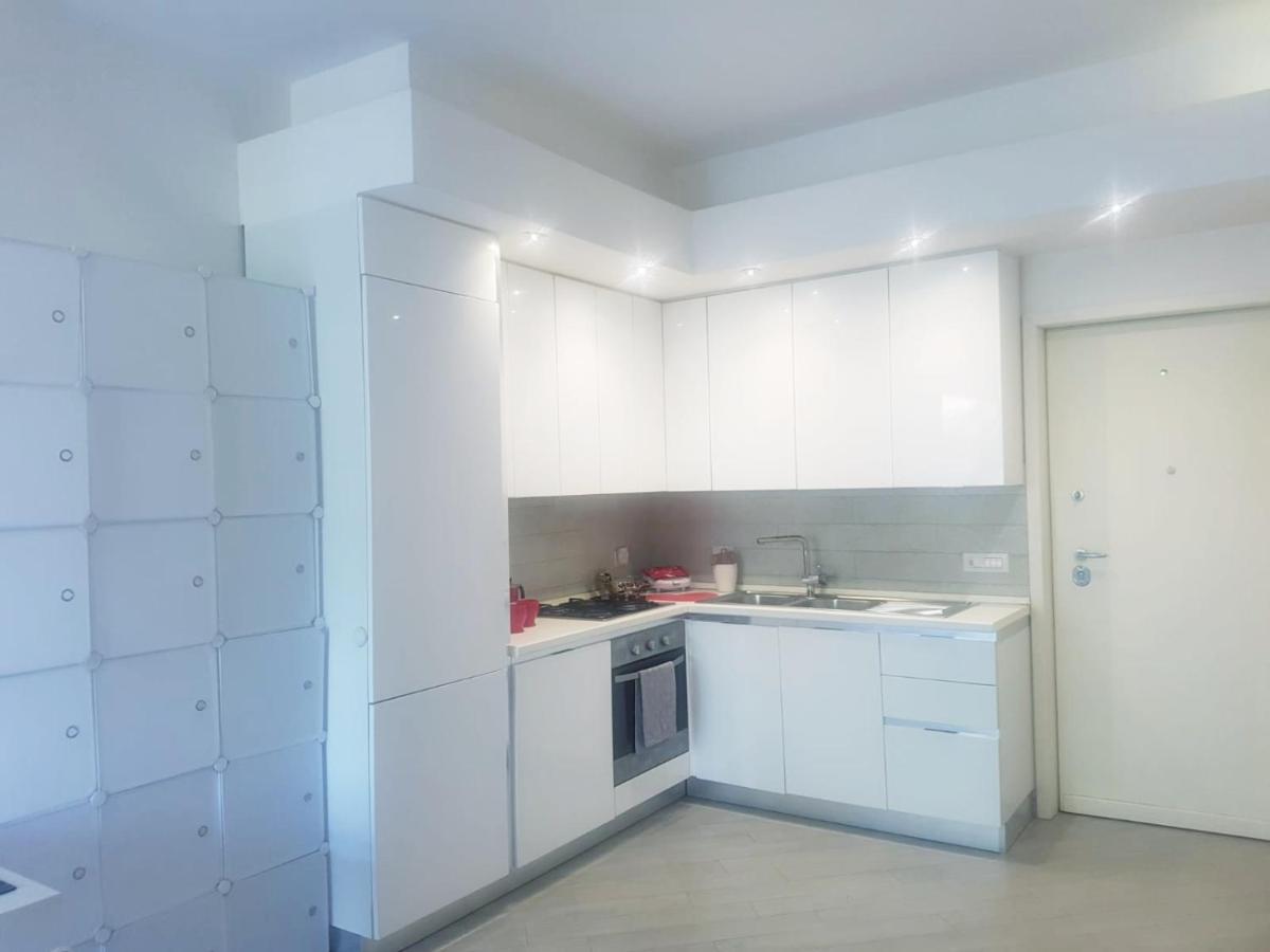 Open Space Aldobrandini ليدو دي أوستيا المظهر الخارجي الصورة