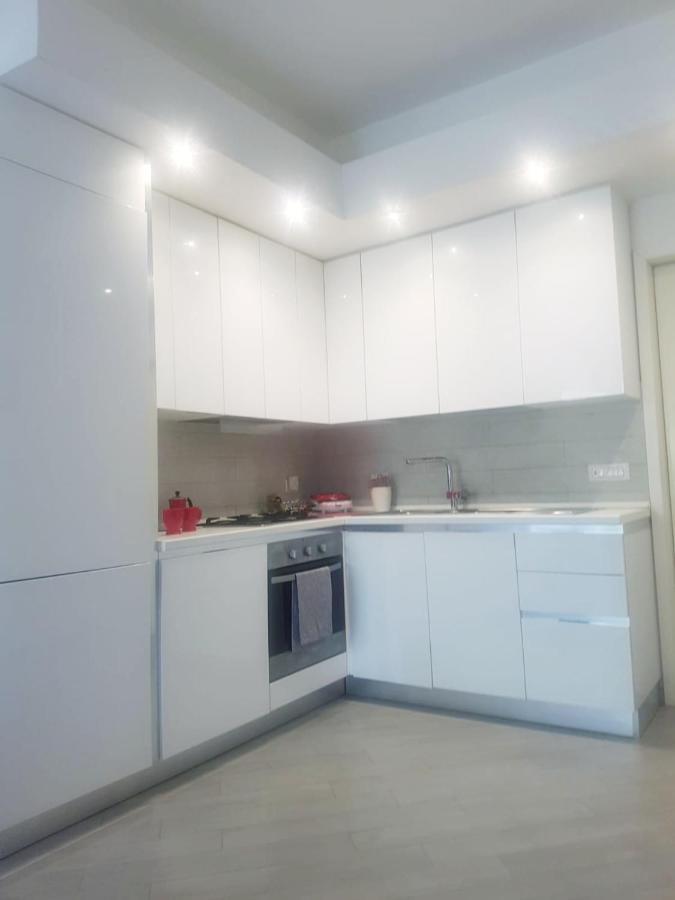 Open Space Aldobrandini ليدو دي أوستيا المظهر الخارجي الصورة